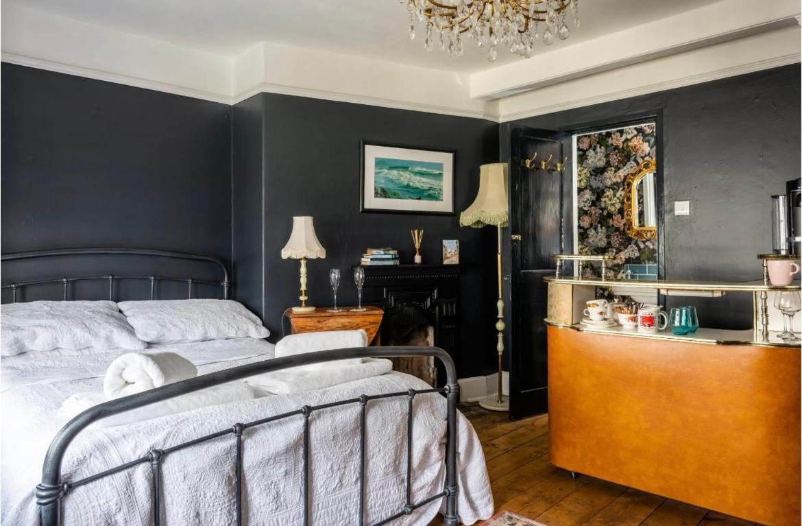 Room At The Inn Lyme Regis Ngoại thất bức ảnh