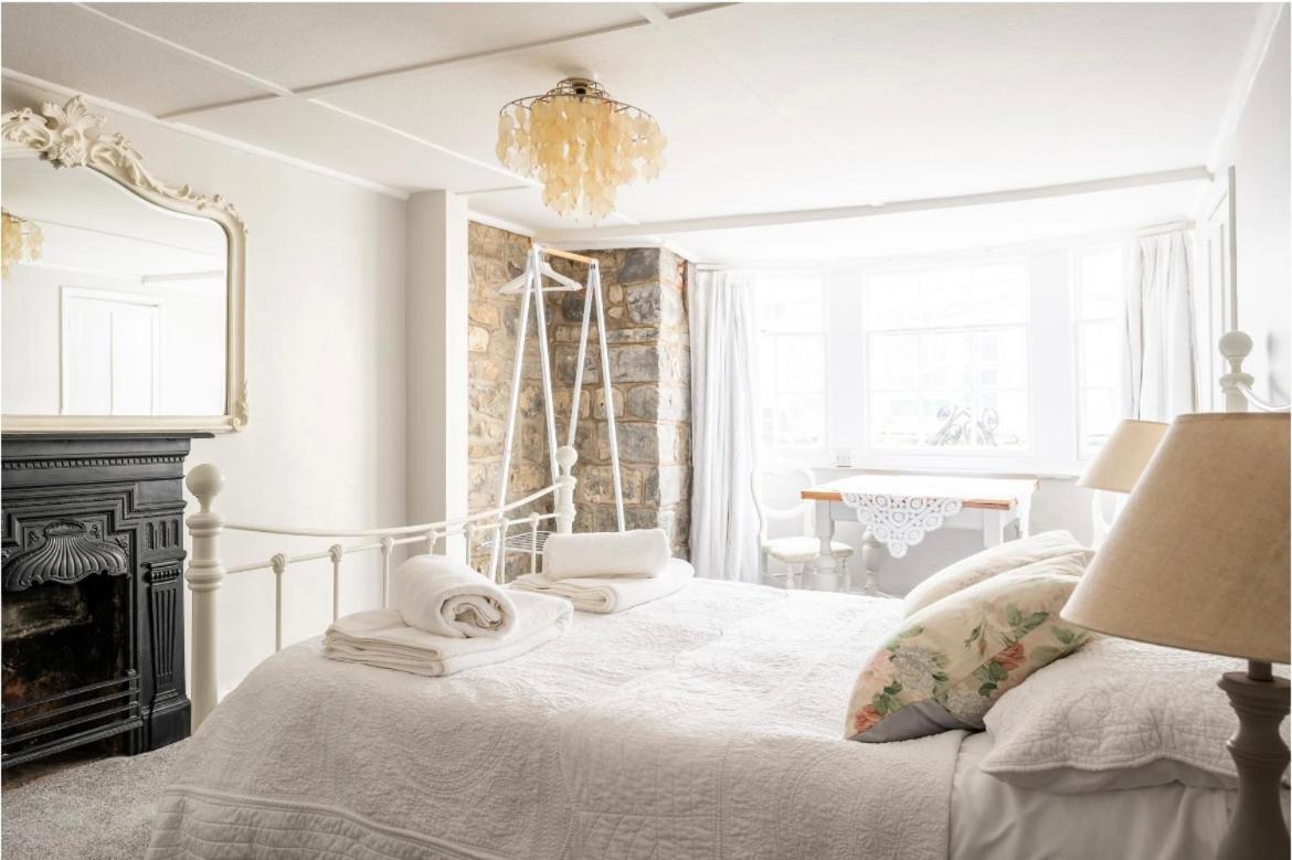 Room At The Inn Lyme Regis Ngoại thất bức ảnh
